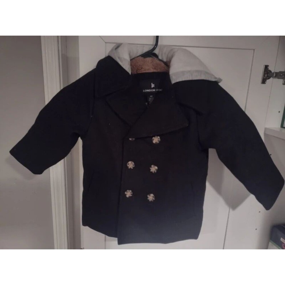 New Boys London Fog 4T dress coat faux fur with tags